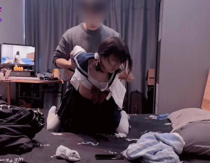 91茄子.早上睡醒与亲妹妹来一炮