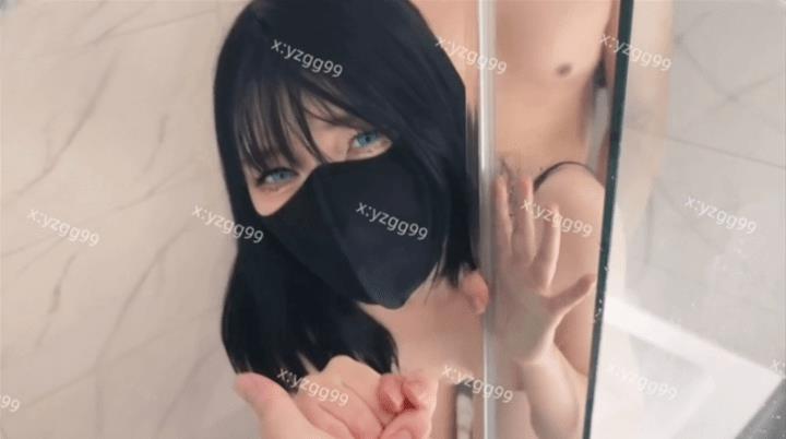 姨妈刚走打完屁股就在浴室里后入抽插