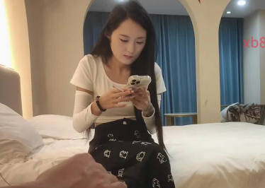 杏吧.约了一个19岁身材苗条的妹子-李白